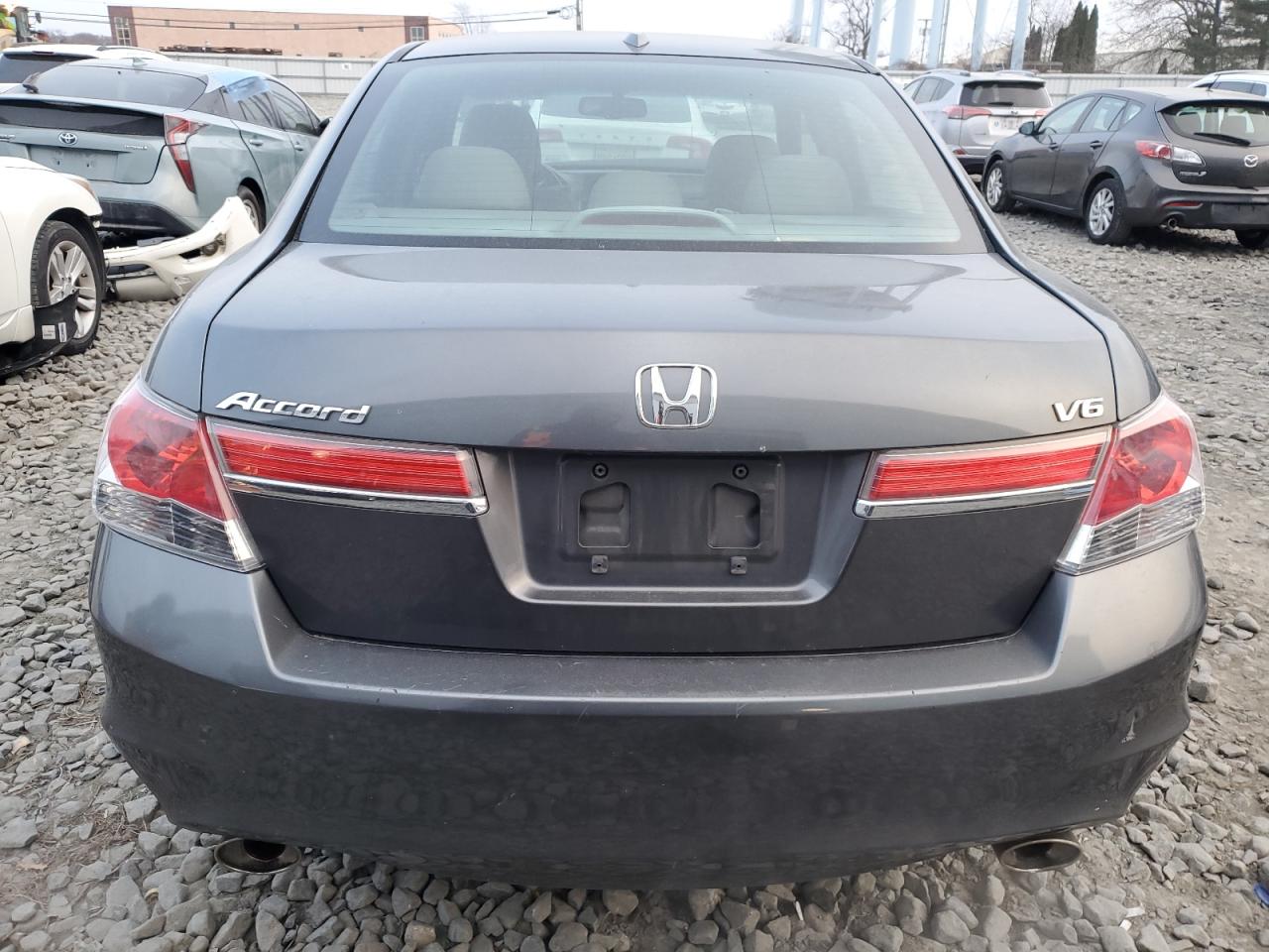 2012 Honda Accord - Image 6