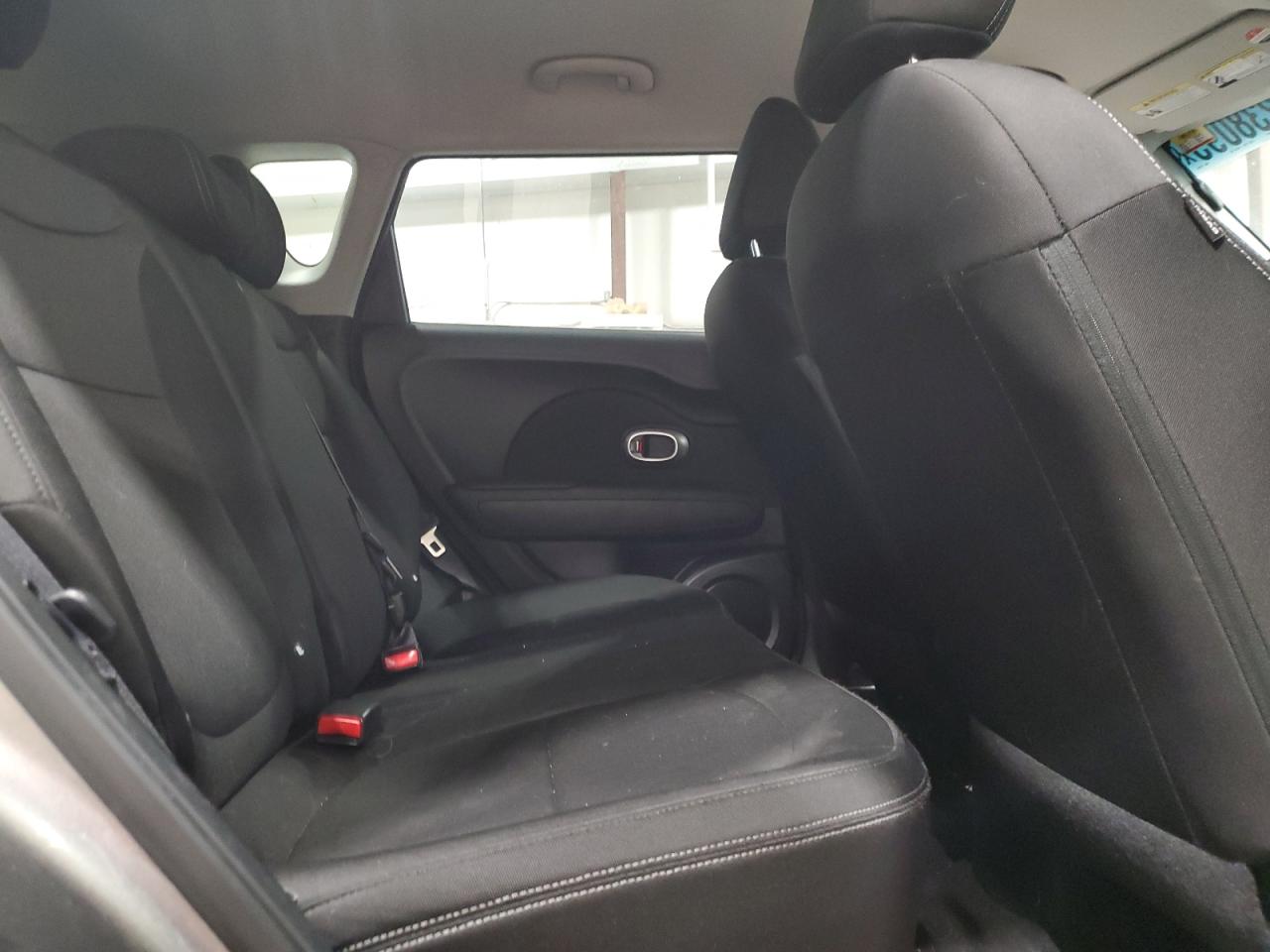 2016 Kia Soul - Image 10