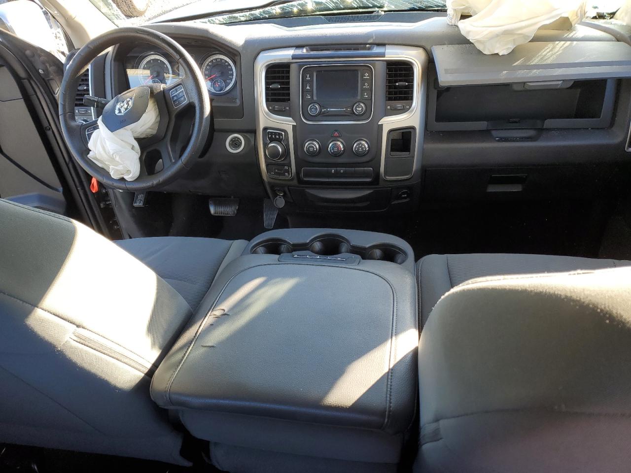 2014 RAM 1500 - Image 8