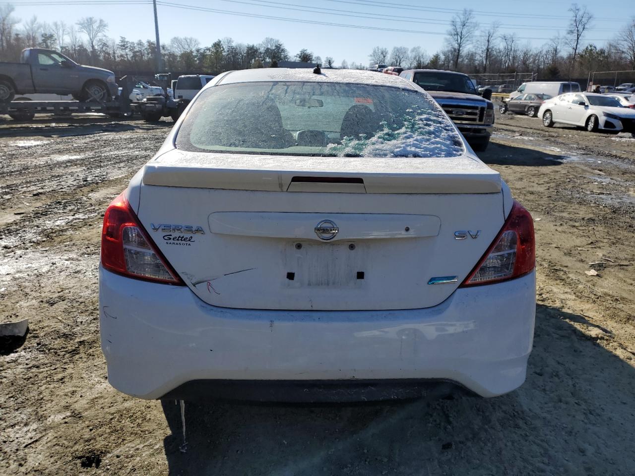 2015 Nissan Versa - Image 6