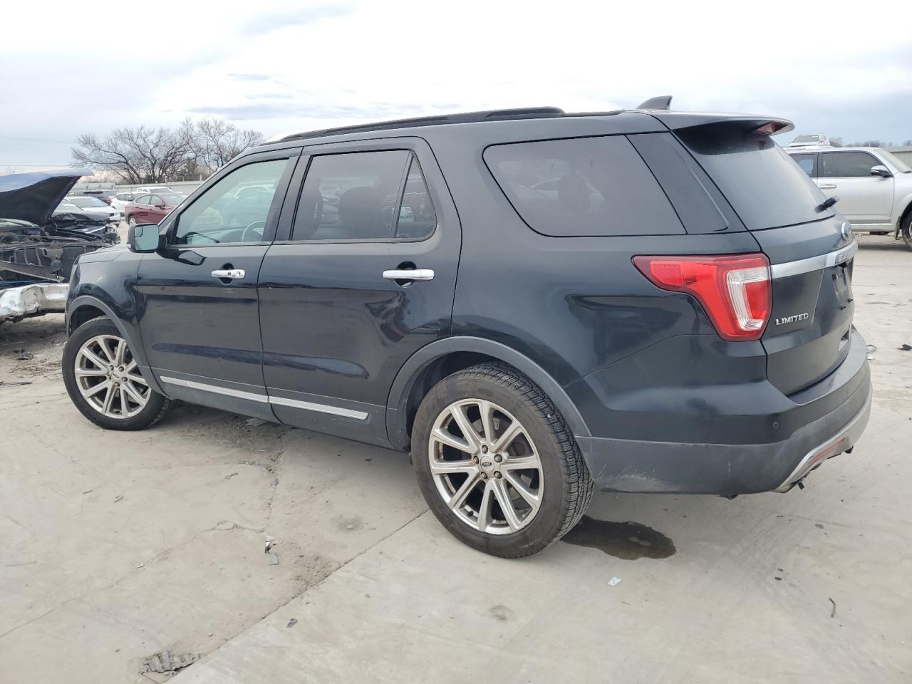 VIN 1FM5K7FH4GGB75564 2016 FORD EXPLORER no.2