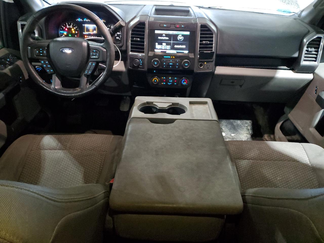 2015 Ford F-150 - Image 8