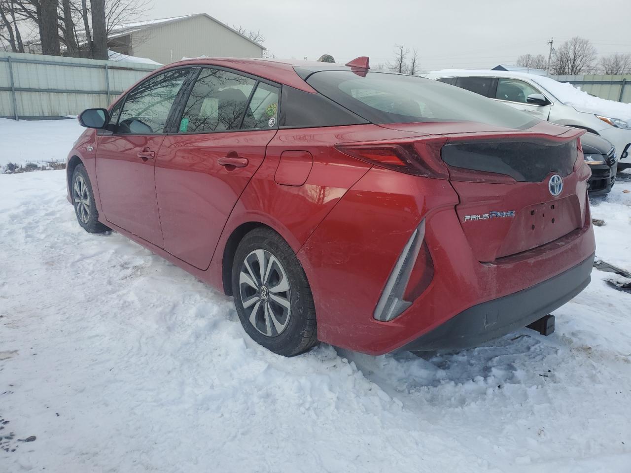 VIN JTDKARFP4J3080367 2018 TOYOTA PRIUS no.2