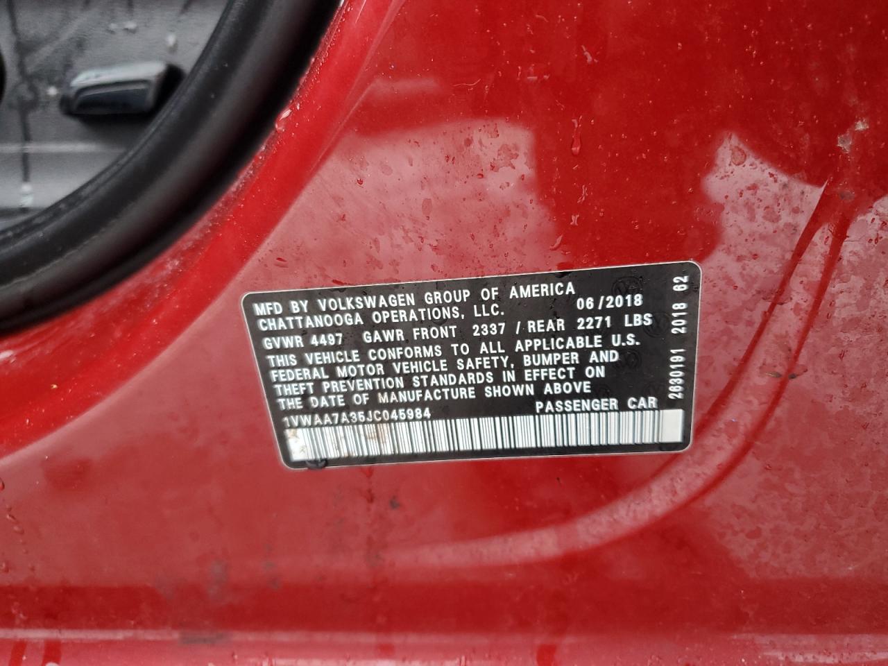 2018 Volkswagen Passat - Image 13