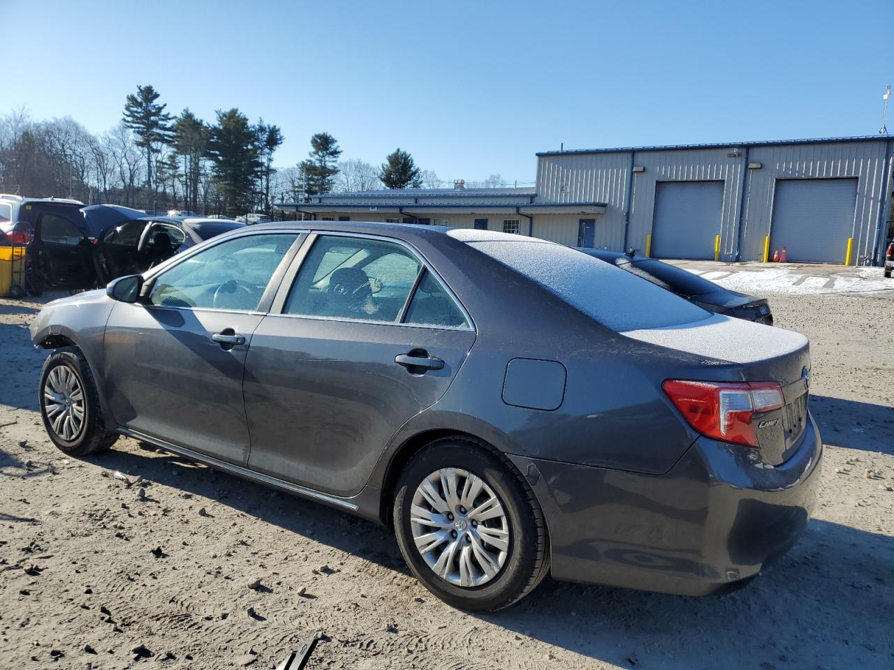 2014 Toyota Camry - Image 2
