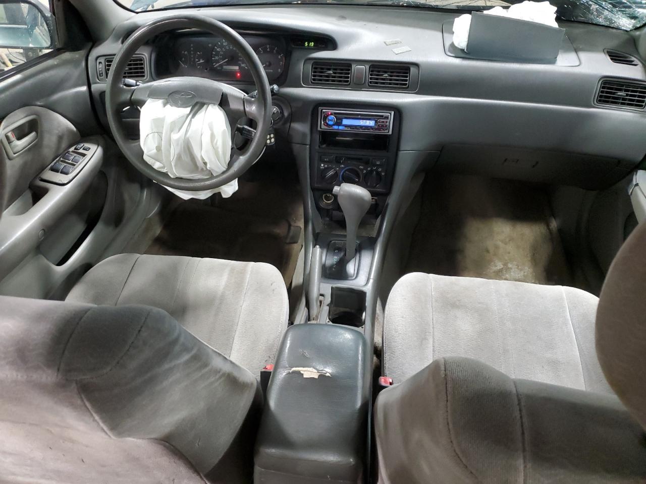 1998 Toyota Camry - Image 8