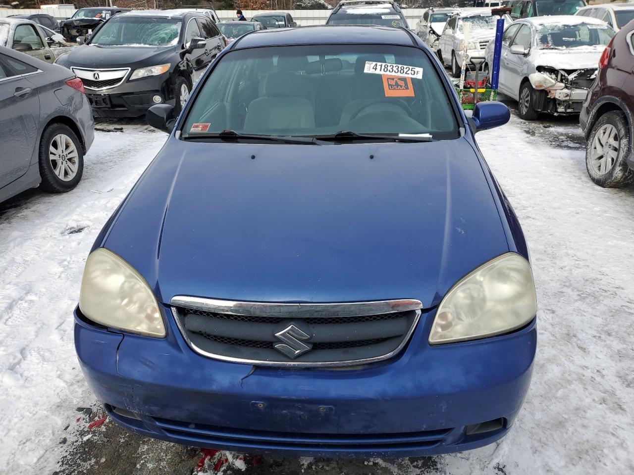 2008 Suzuki Forenza - Image 5