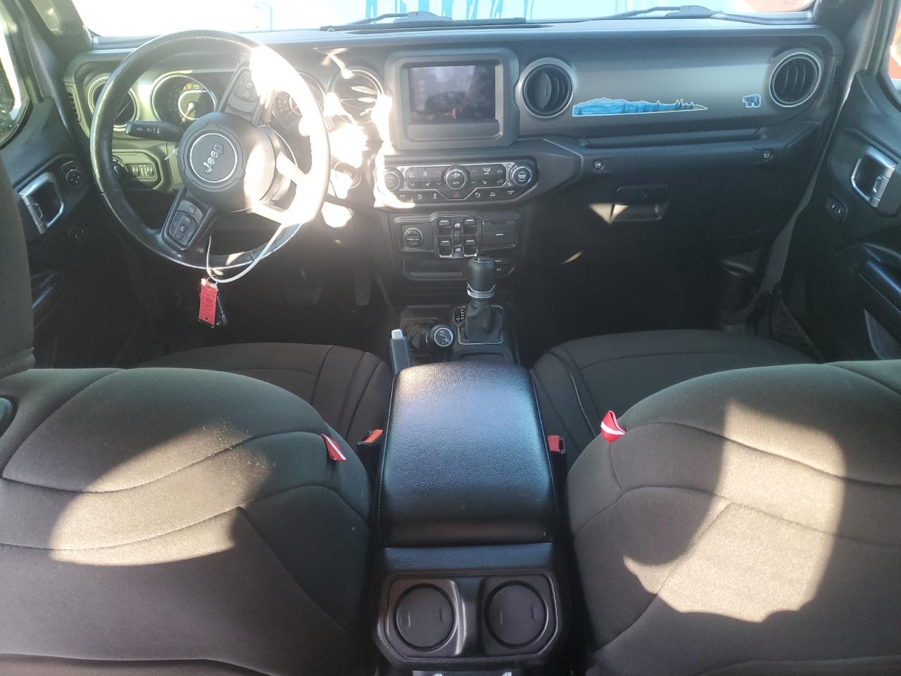2021 Jeep Gladiator - Image 8