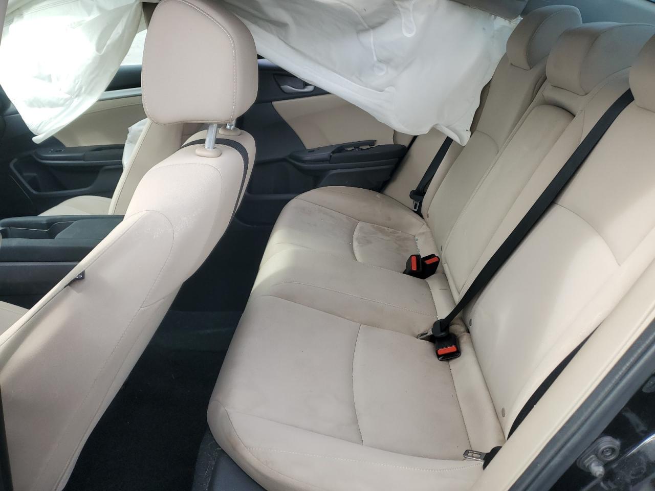 2018 Honda Civic - Image 11