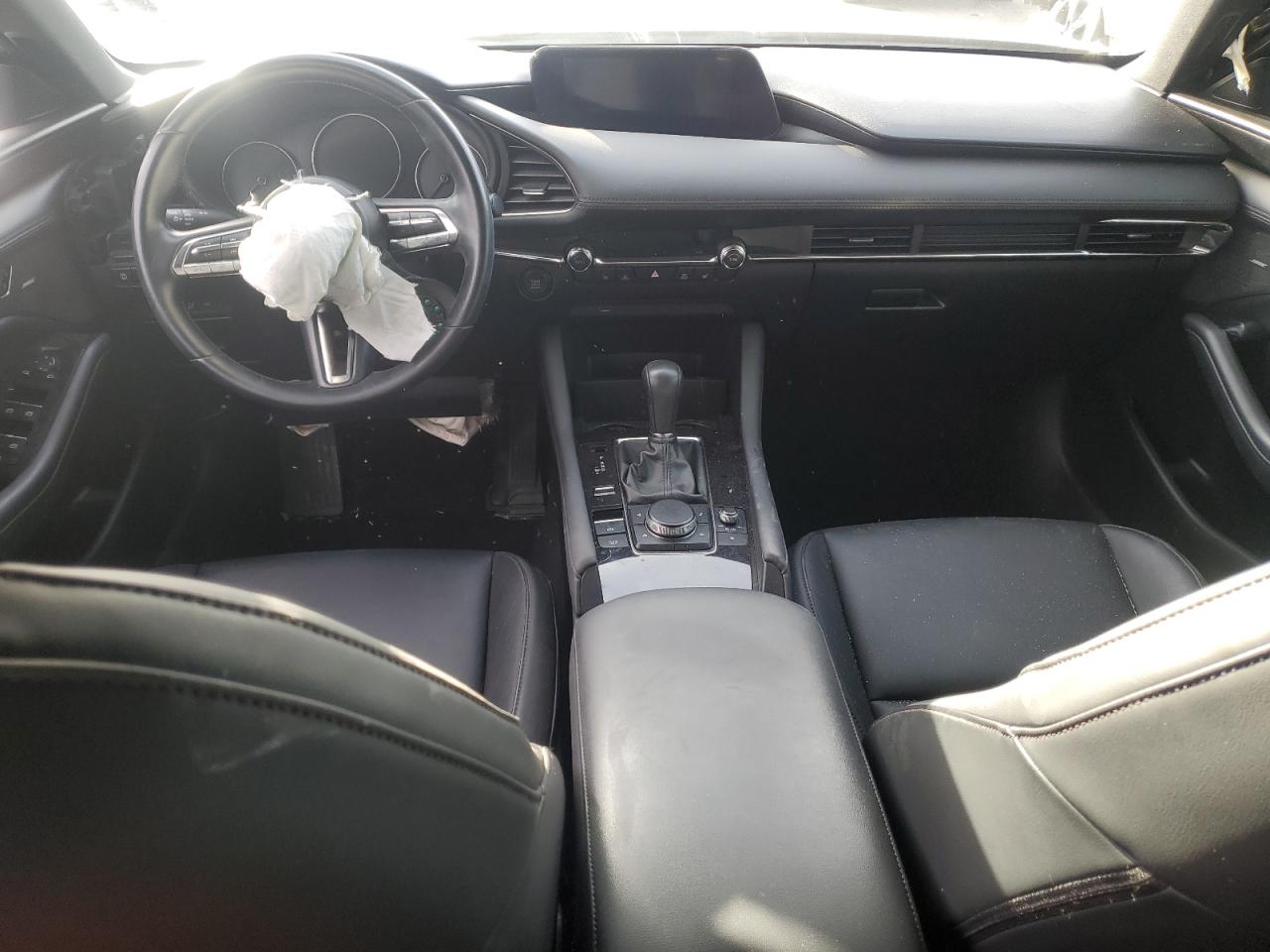 2019 Mazda 3 - Image 8