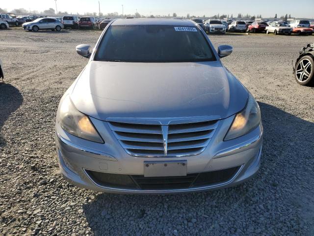  HYUNDAI GENESIS 2013 Сріблястий