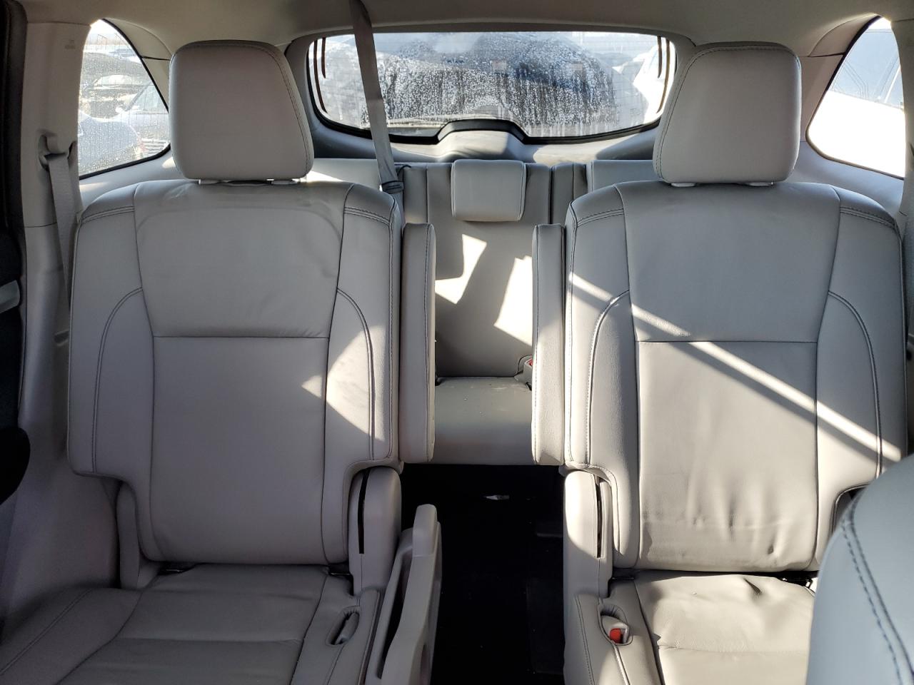 2019 Toyota Highlander - Image 10