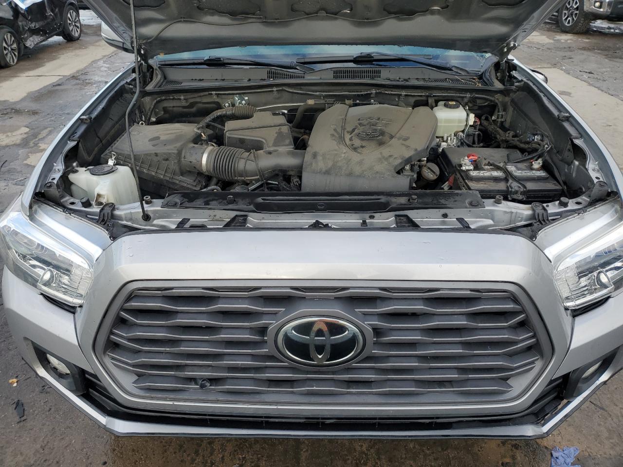 2021 Toyota Tacoma - Image 11