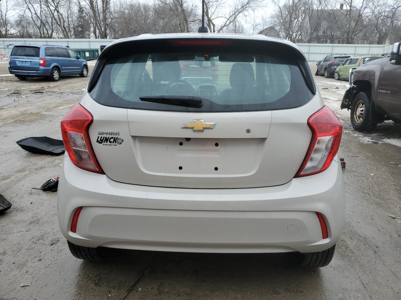 2017 Chevrolet Spark - Image 6