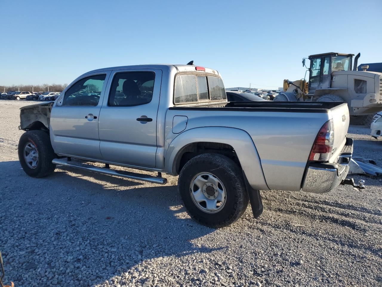 2012 Toyota Tacoma - Image 2