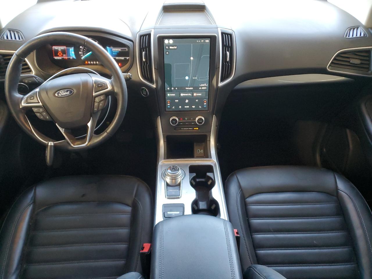 2023 Ford Edge - Image 8