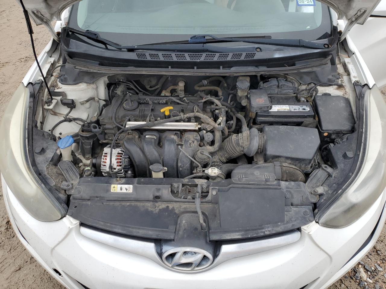 2015 Hyundai Elantra - Image 11