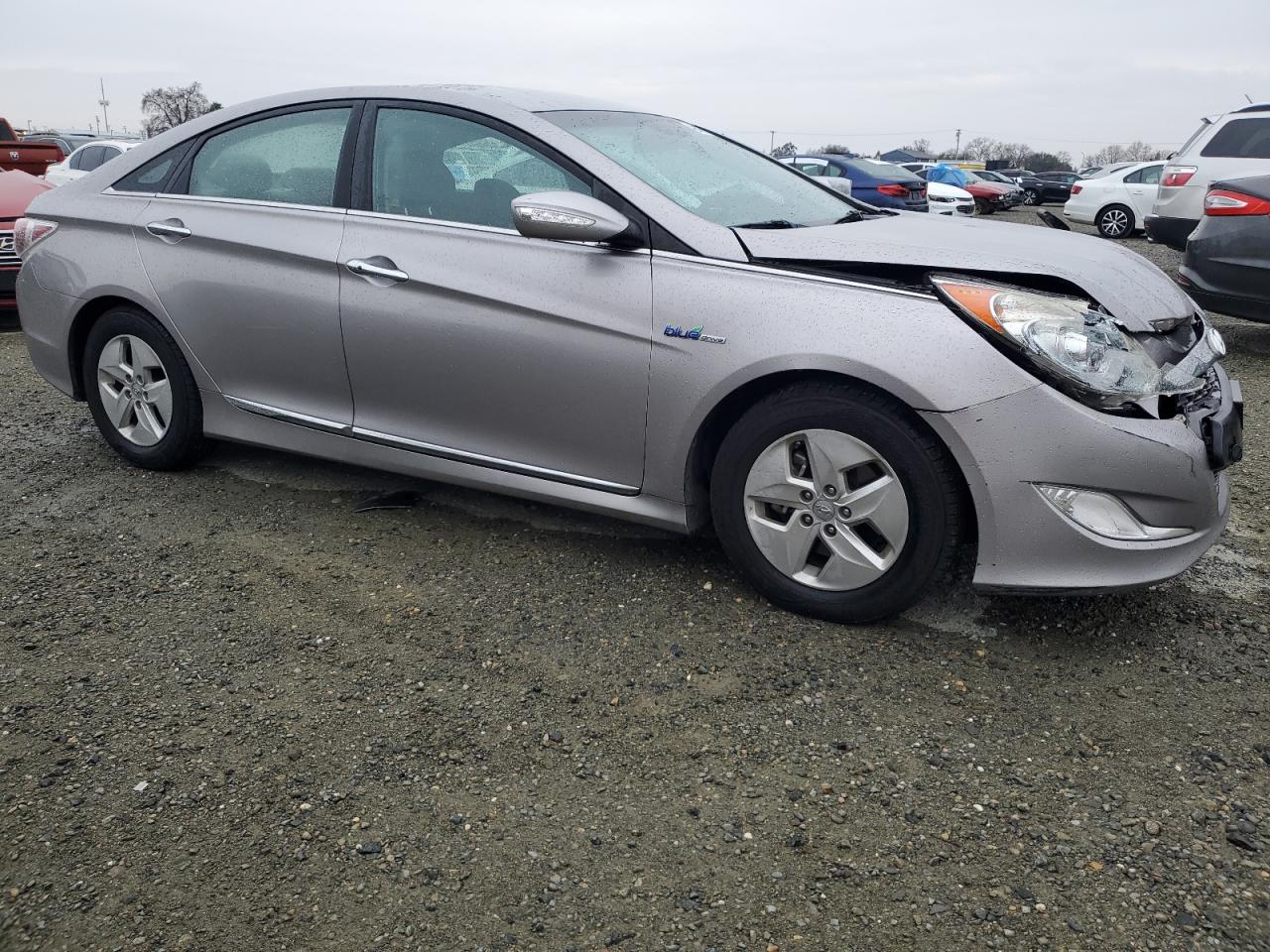 2011 Hyundai Sonata - Image 4