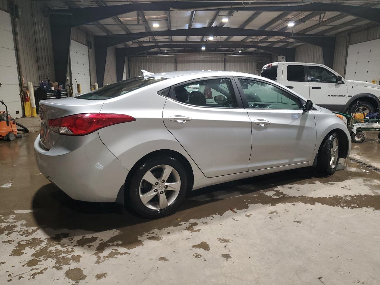 VIN 5NPDH4AE5DH415027 2013 HYUNDAI ELANTRA no.3