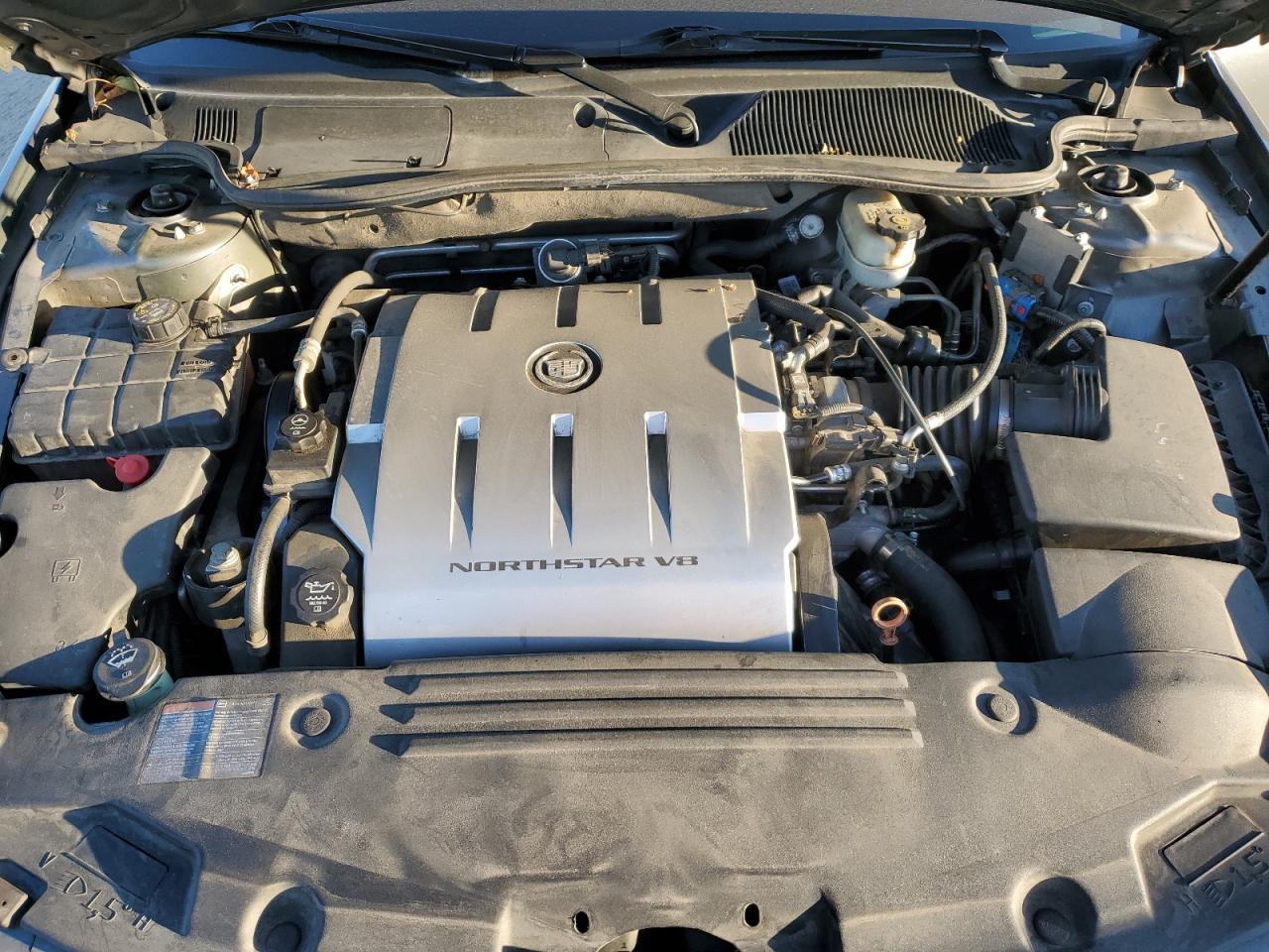 2011 Cadillac DTS - Image 11