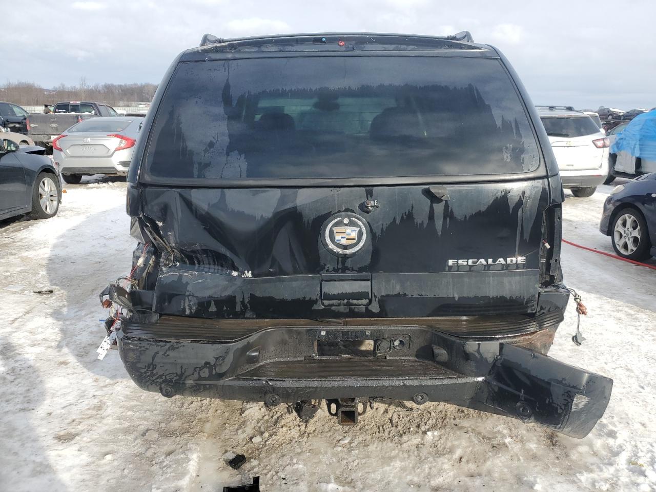 2004 Cadillac Escalade - Image 6