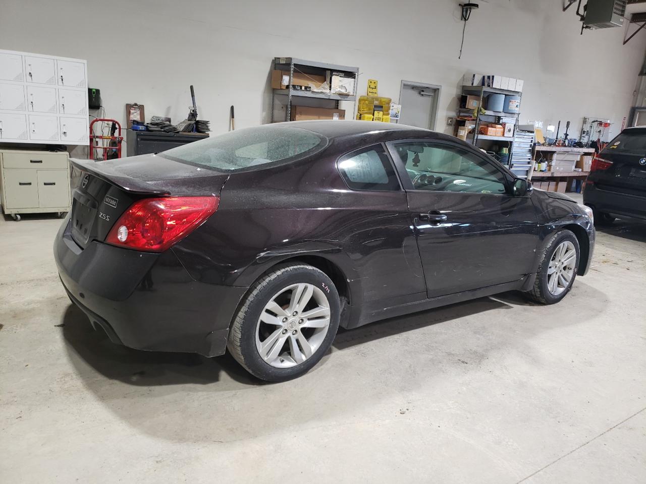 2010 Nissan Altima - Image 3