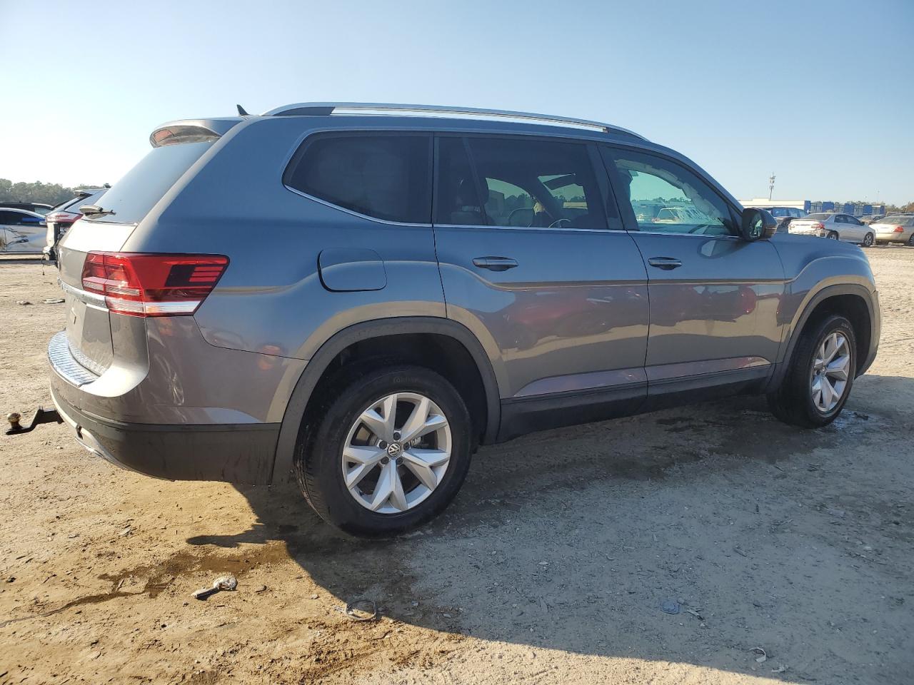 2019 Volkswagen Atlas - Image 3