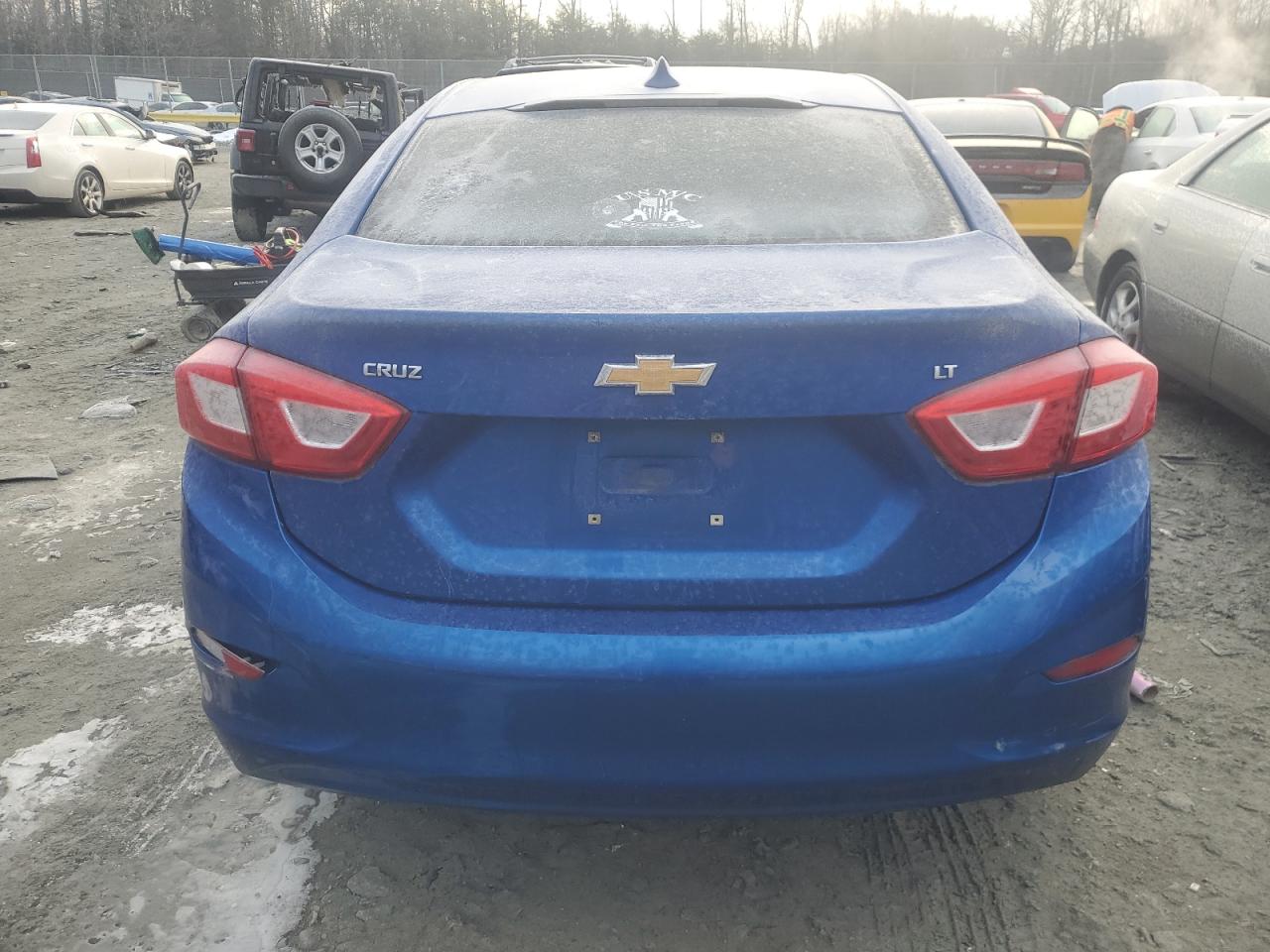 2018 Chevrolet Cruze - Image 6
