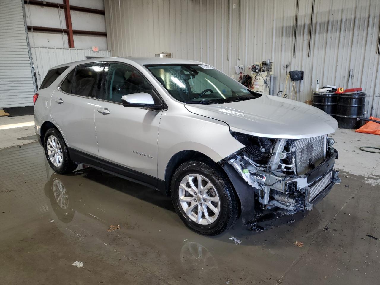 2020 Chevrolet Equinox - Image 4