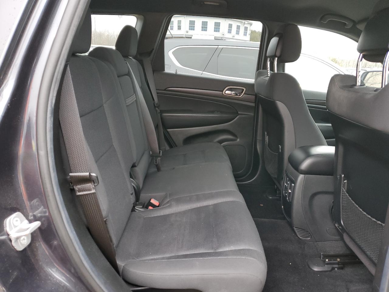 2014 Jeep Grand Cherokee - Image 11