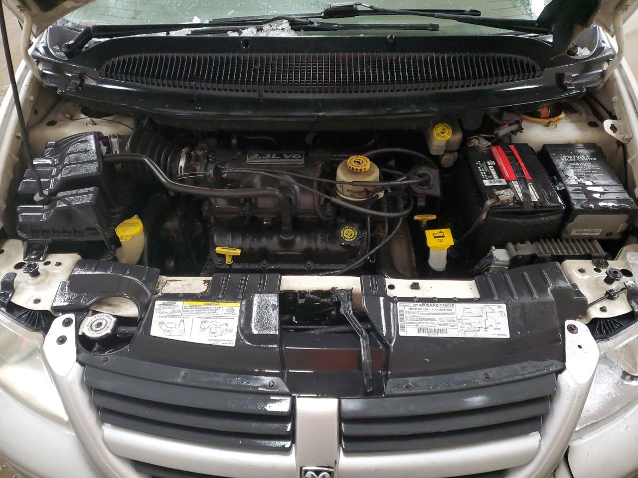 2002 Dodge Caravan - Image 12
