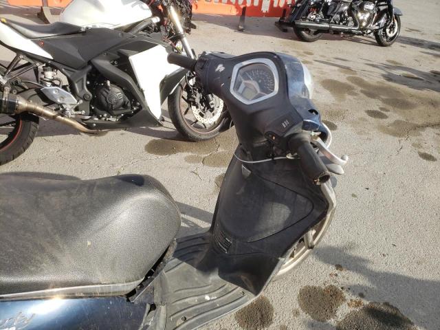 2018 PIAGGIO MOTORCYCLE