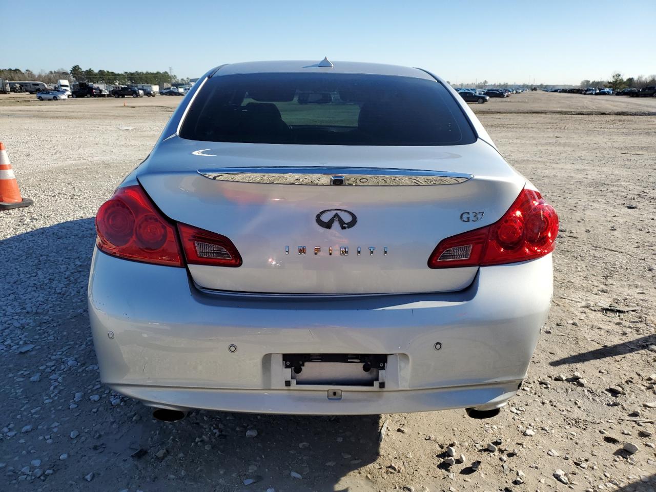2013 Infiniti G - Image 6