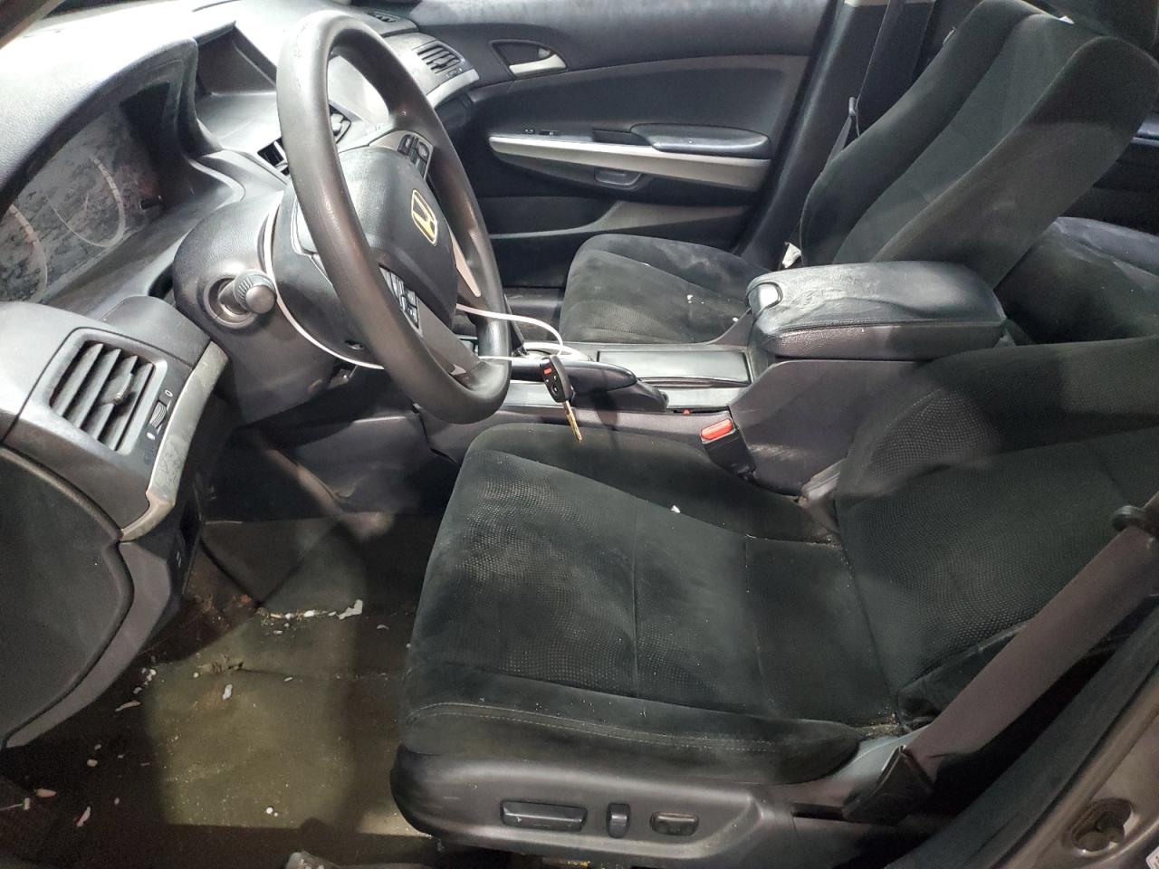 2010 Honda Accord - Image 7