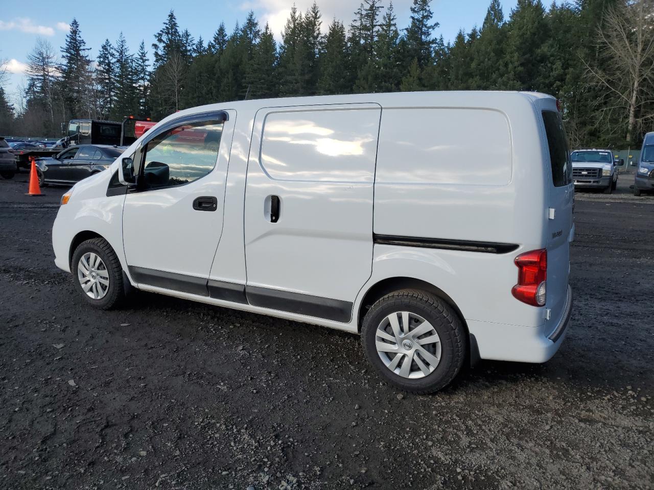 2017 Nissan NV - Image 2