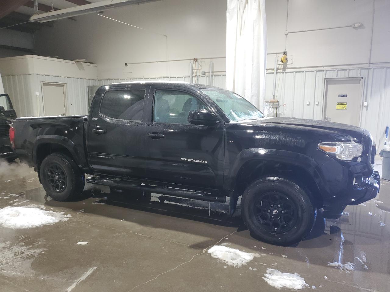 2021 Toyota Tacoma - Image 4