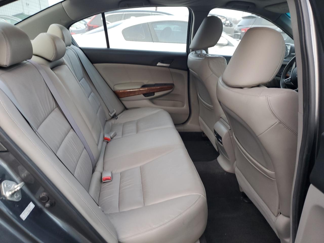 2012 Honda Accord - Image 10