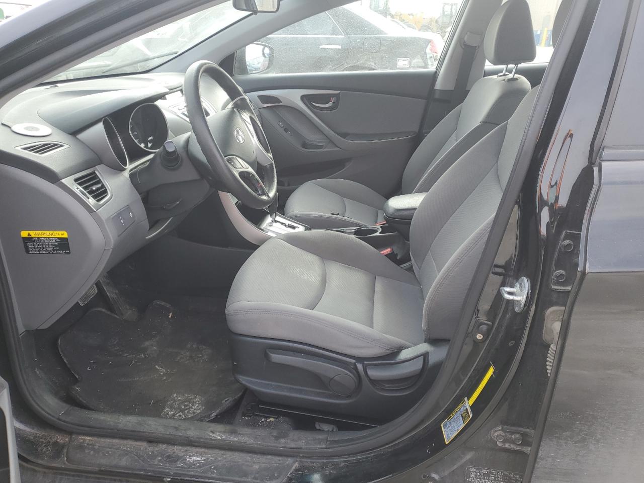 2011 Hyundai Elantra - Image 7