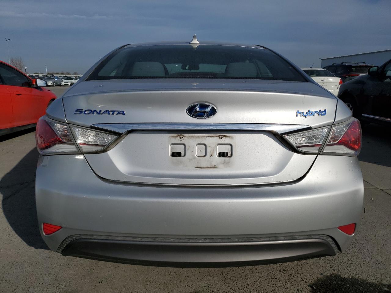 2011 Hyundai Sonata - Image 6