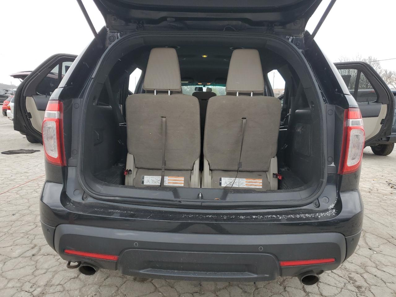 2013 Ford Explorer - Image 13