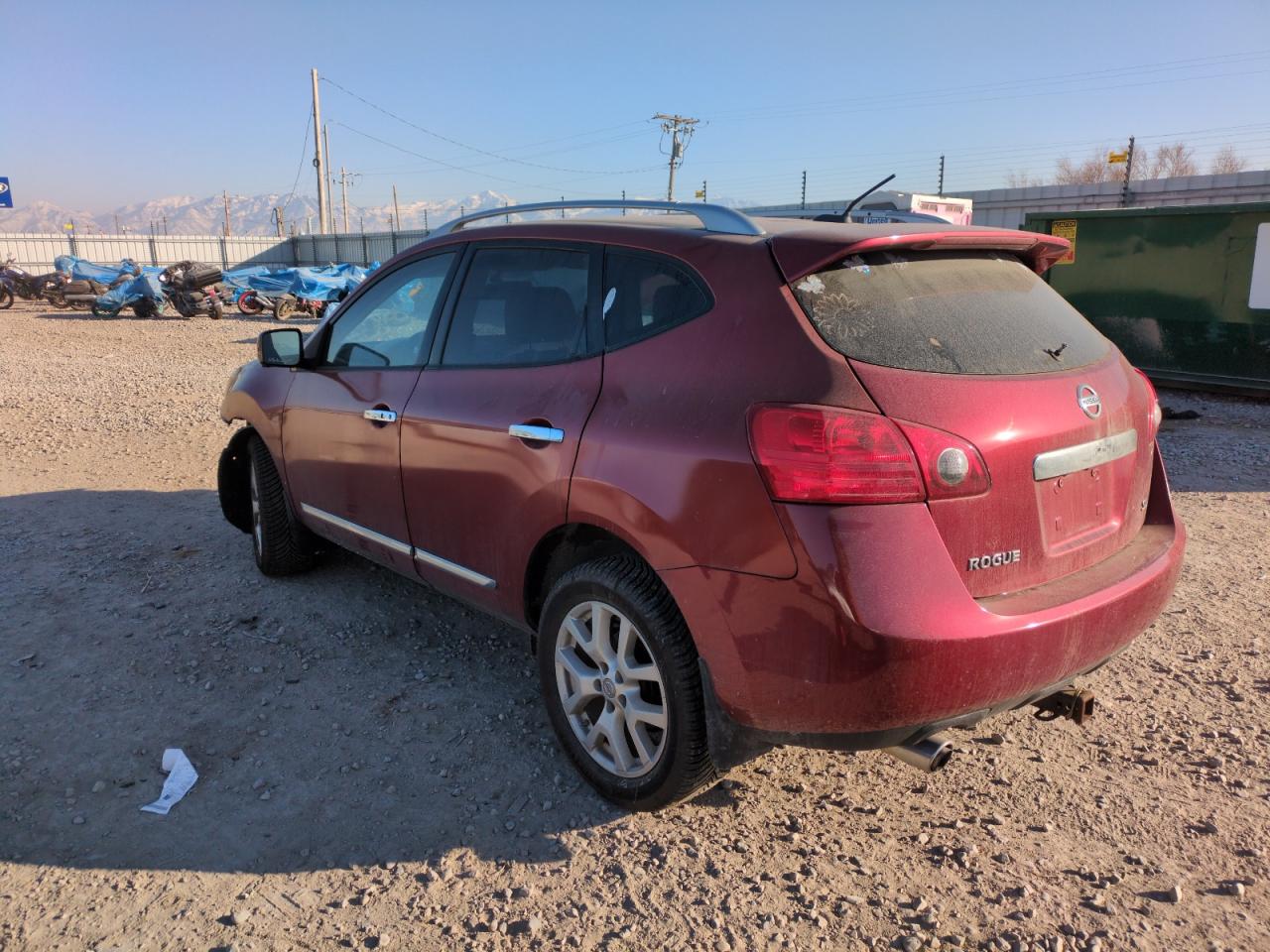 2012 Nissan Rogue - Image 2