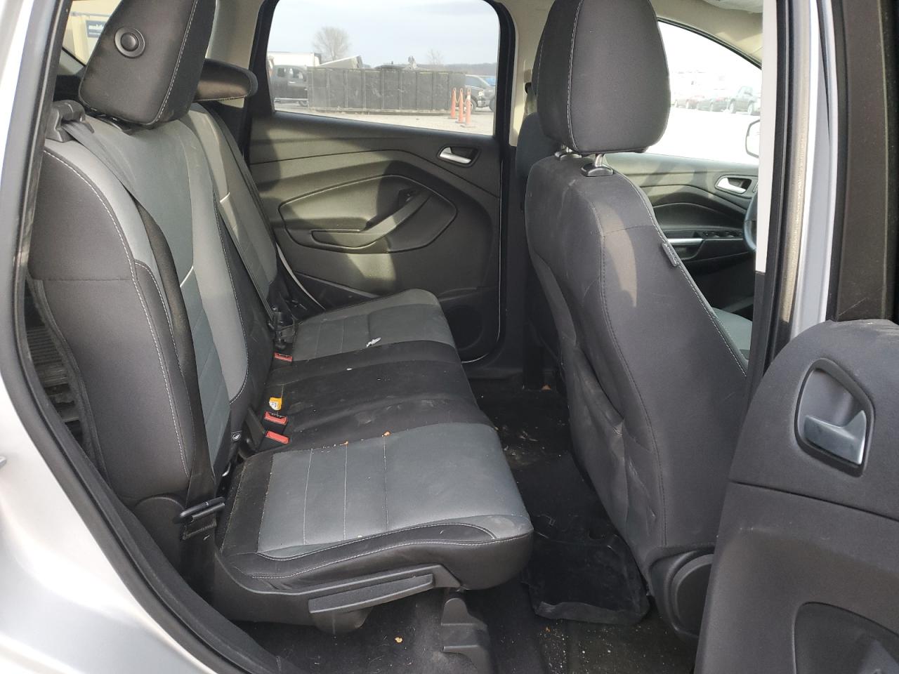 2015 Ford Escape - Image 11