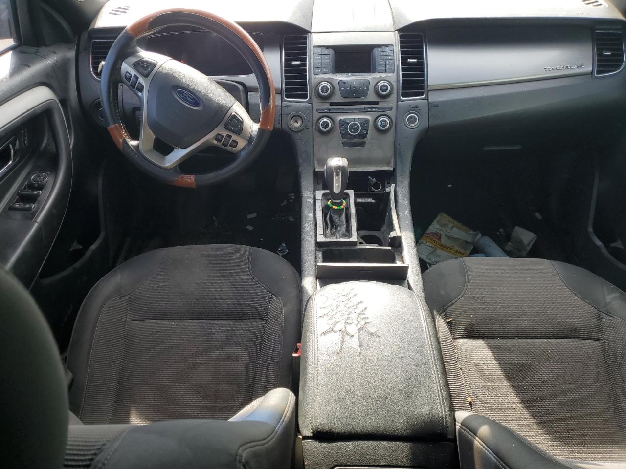 2014 Ford Taurus - Image 8
