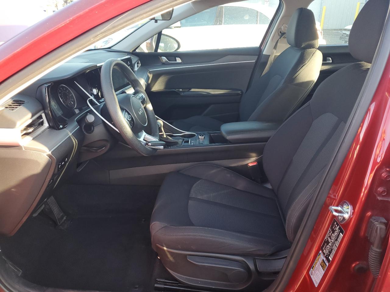 2023 Kia K5 - Image 7