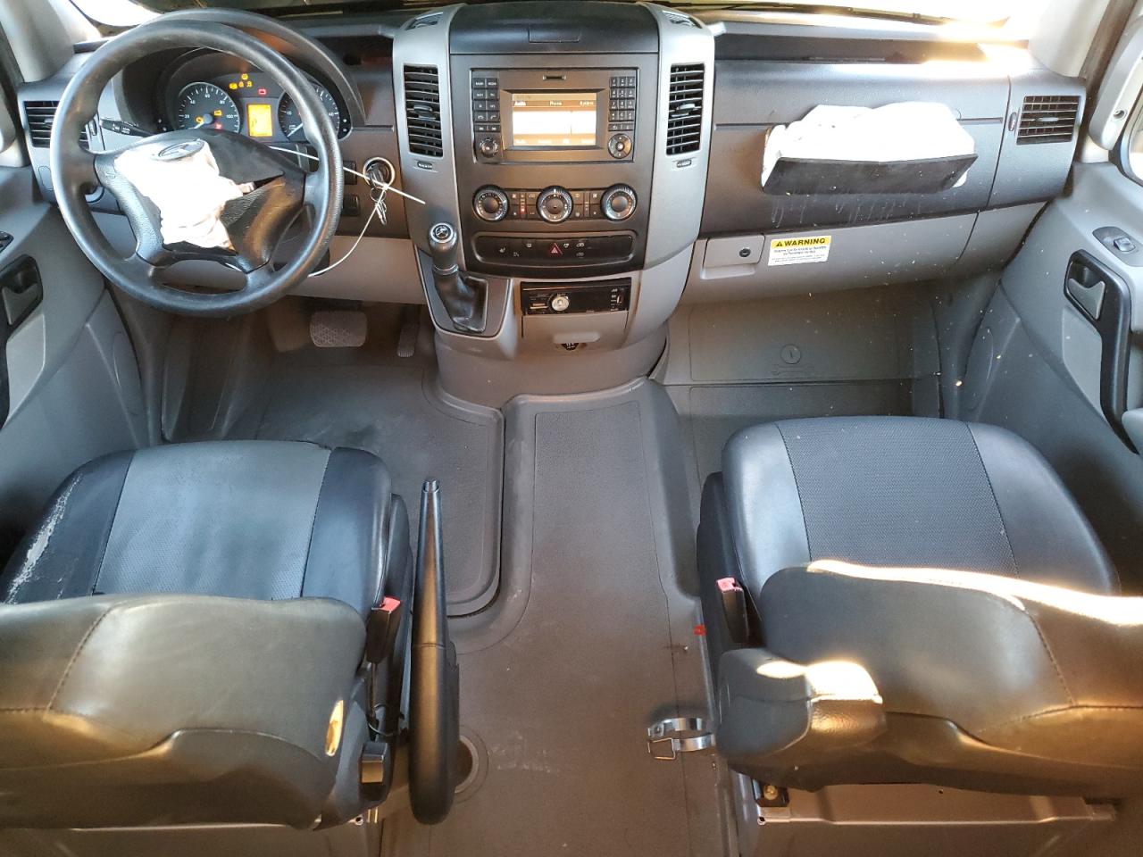 2017 Mercedes-Benz Sprinter - Image 8