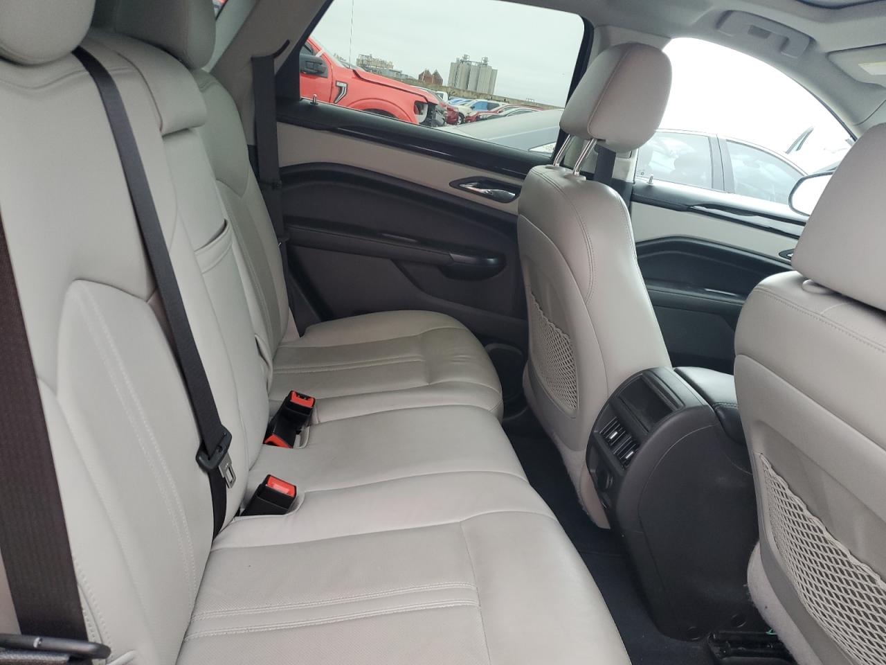2013 Cadillac SRX - Image 10