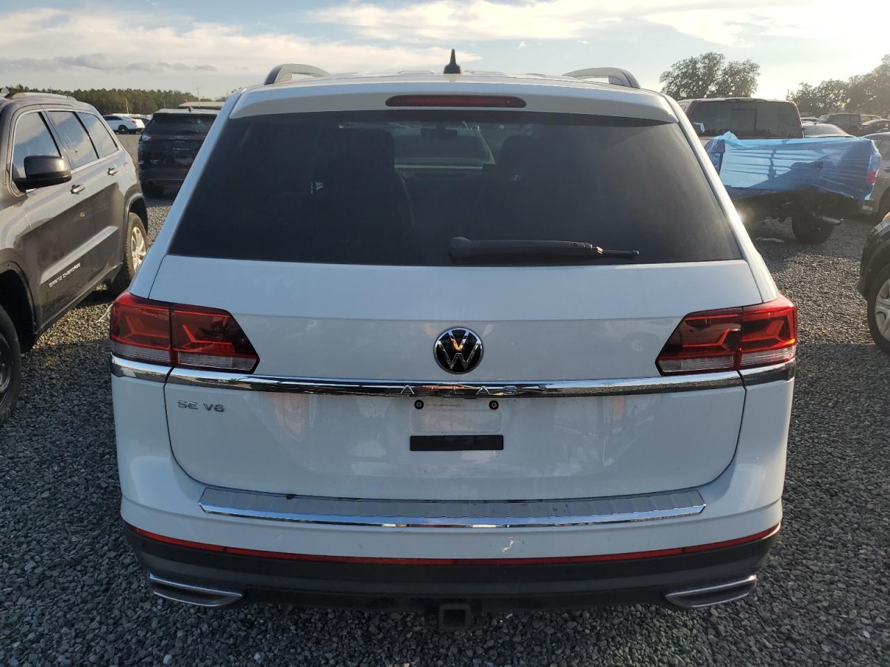 2021 Volkswagen Atlas - Image 6