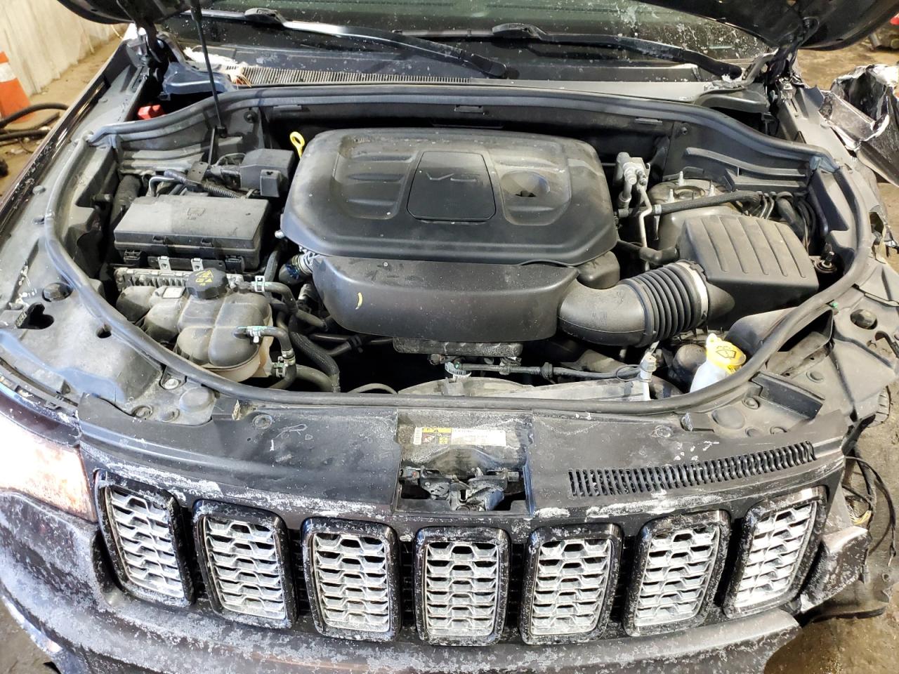 2021 Jeep Grand Cherokee - Image 12