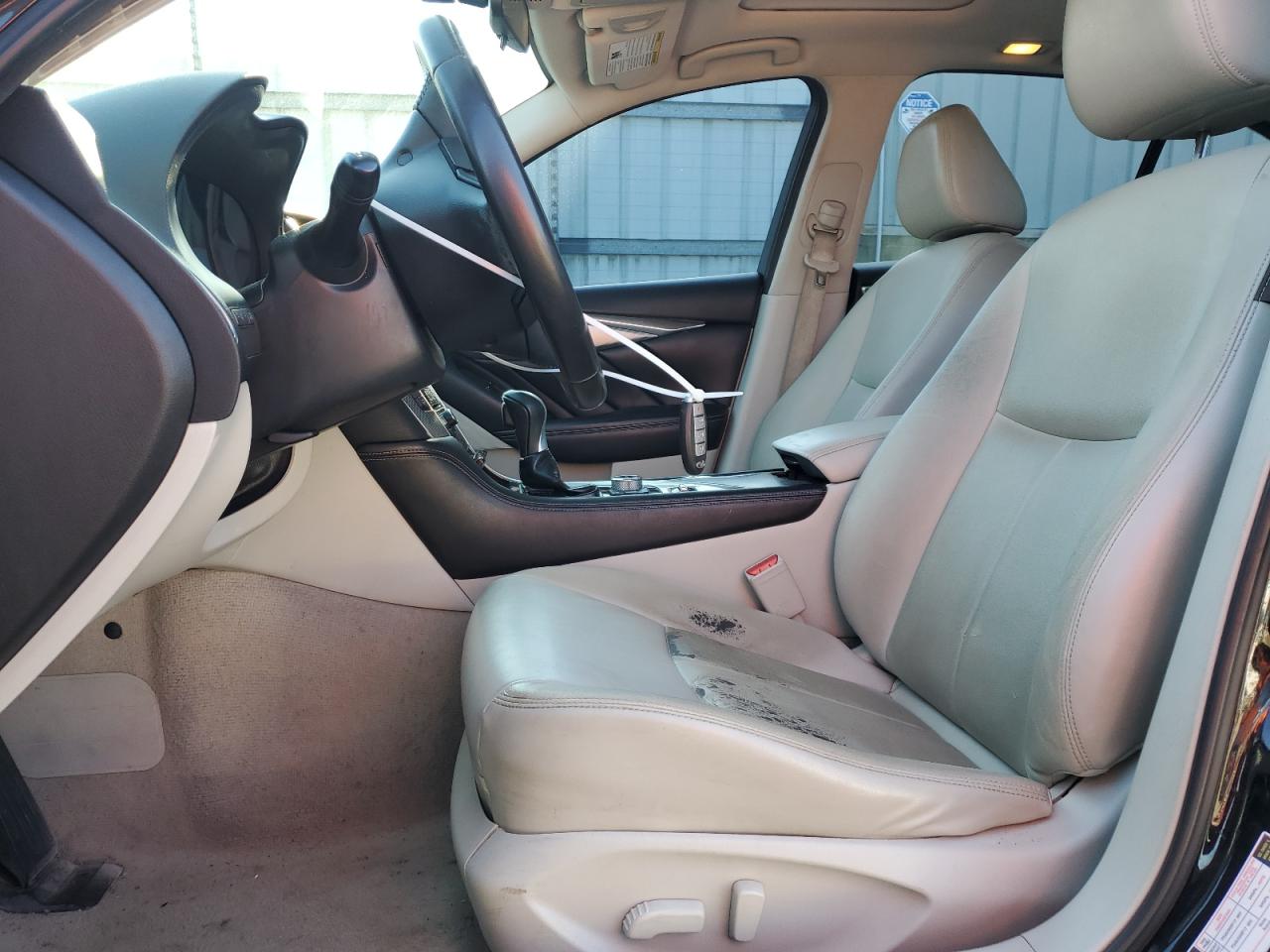 2015 Infiniti Q50 - Image 7