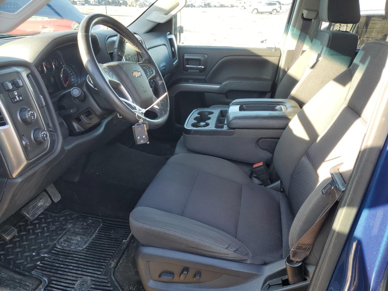 2017 Chevrolet Silverado - Image 7